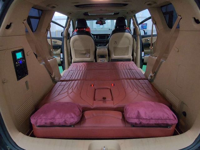 카니발 3세대 저상시트 · 무시동히터 시공 사진